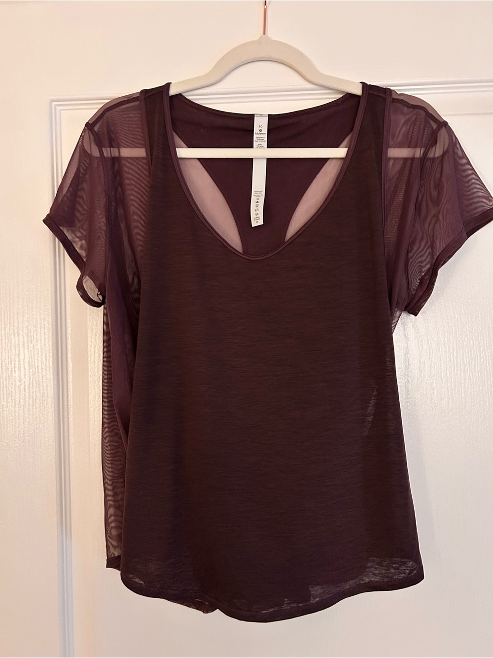 LULULEMON Women's Sheer Sleeve V-Neck Top - Plum
